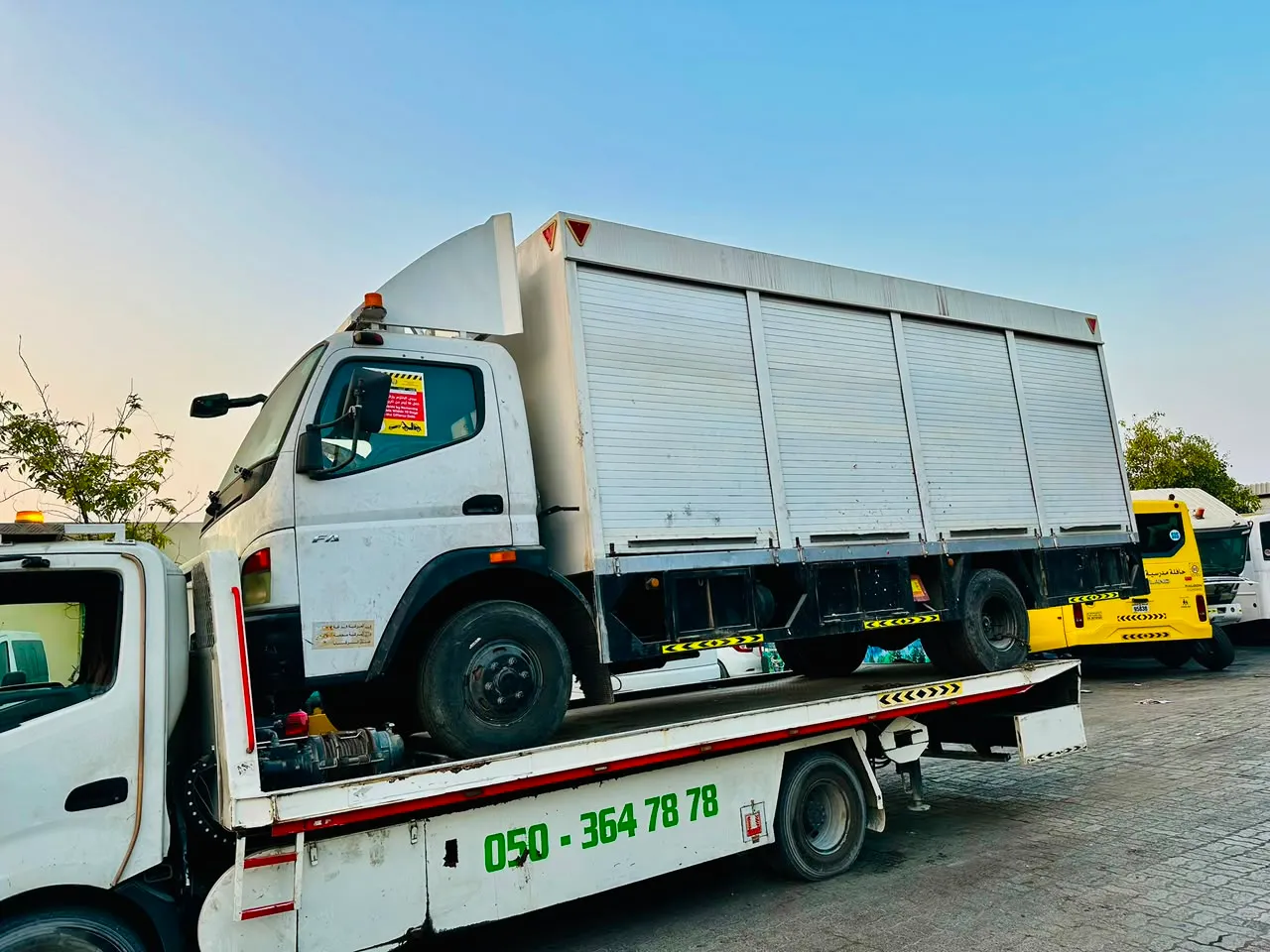 Gallery Image | flatbed towing Sharjah